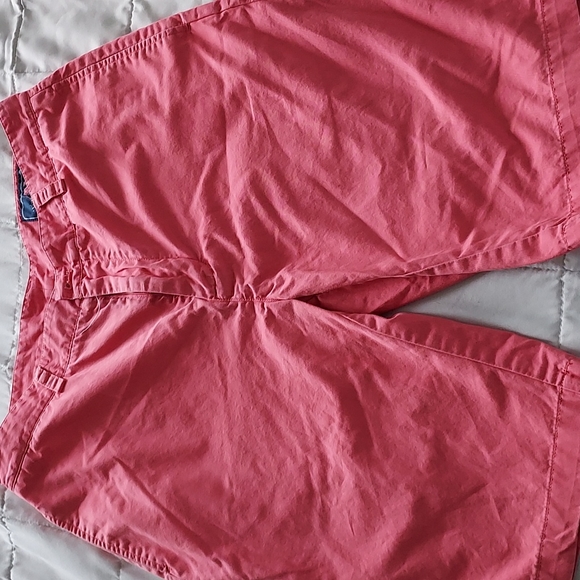 Vineyard Vines Other - Vineyard Vines salmon Shorts size 33 size style 1H0186 flat front